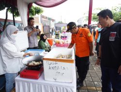 Emak-emak Serbu Booth Desa Kertawangi di Bazar Jurnalis Fest 2023, 200 Kilogram Sayur Mayur Ludes Terjual