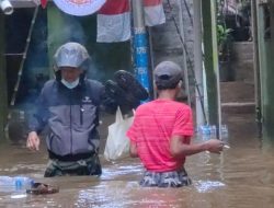 Kali Ciliwung Meluap, 2 RT di Kampung Melayu Terendam Banjir 1 Meter