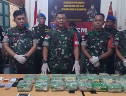 Tersangka dan barang bukti sabu 20 KG tiba di Danrem 121/Abw Kalimantan Barat.