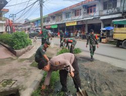 Wujudkan Lingkungan Bersih, Dandim 1209/Bky,Bersama Warga Lakukan Gotong Royong