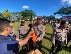 Personel Operasi Mantap Brata di Polres Singkawang Lakukan Pemeriksaan Kesehatan dan Menerima Vitamin