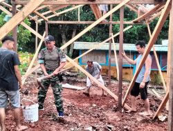 BERSAMA MASYARAKAT BABINSA KORAMIL 1204 – 06/BONTI GOTONG ROYONG KERJA BAKTI MEMBANGUN PARKIRAN DI KANTOR DESA BONTI