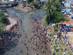 Pj. Bupati Subang Hadiri Festival 7 Sungai Ke – 9, Laksanakan Penebaran Benih Dan Ngagobyag Ikan