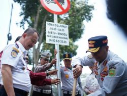 Pasang Rambu Pembatasan Penggunaan Kendaraan Berat, Pj Bupati Subang Sampaikan Demi Kelancaran Lalu Lintas