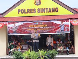 Apel Gelar Pasukan Jelang Tahapan Pendaftaran Paslon, Polres Sintang Laksanakan Patroli Skala Besar