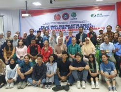 Pelatihan Jurnalis Dasar Public Speaking Dan Fotografi Serikat Pekerja, Jurnalis Dan Ormas