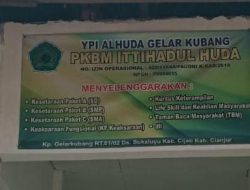 KEPALA SEKOLAH NADIR MUHARAM ABDURAHMAN. MENINGKATKAN MUTU PENDIDIKAN PUSAT KEGIATAN BELAJAR(PKBM)ITTIHADUL HUDA