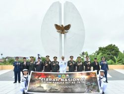 Kasdam XII/Tpr Bersama Pejabat Utama Ikuti Ziarah Nasional Peringatan HUT Ke-79 TNI